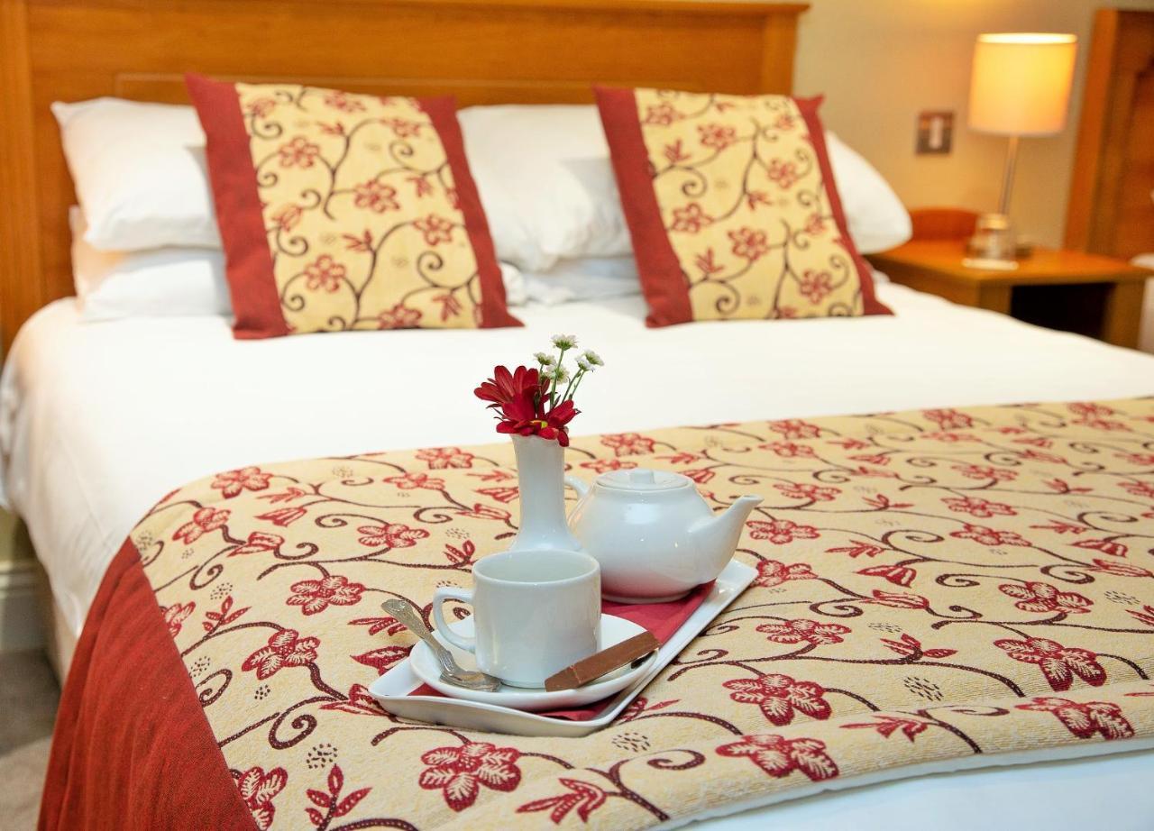 Peacockes Hotel Maam Cross Bagian luar foto